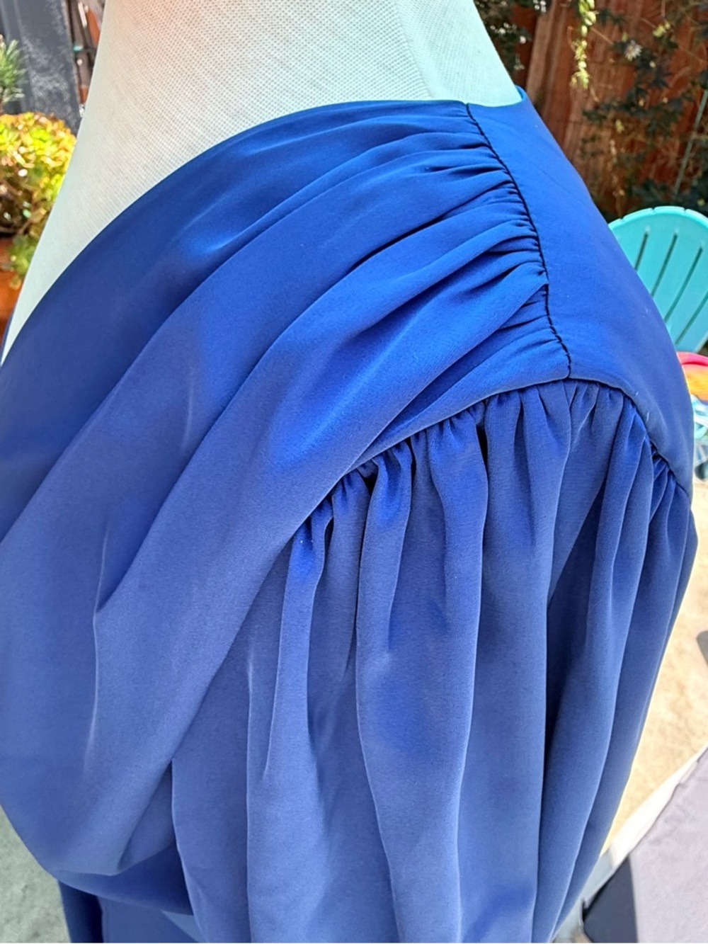 Alexia Admor Royal Blue V-Neck Midi Dress
